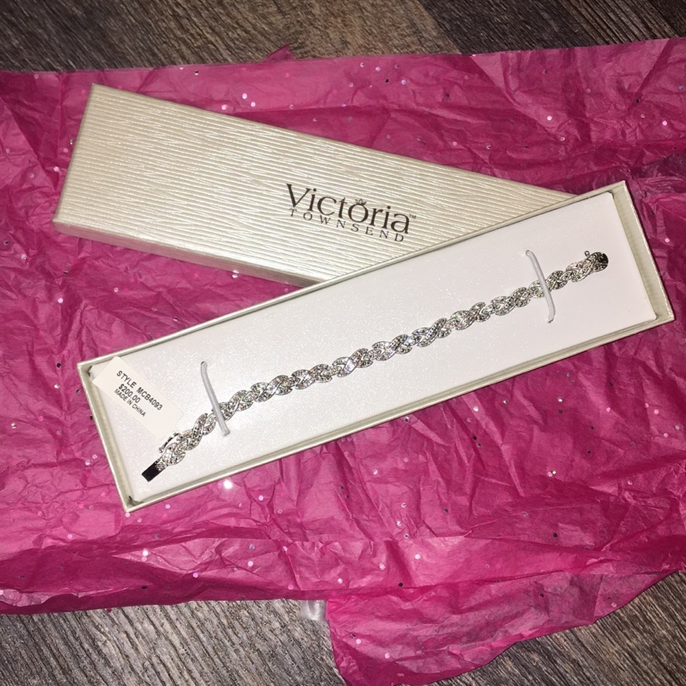 💎 Victoria Townsend Rose-Cut XO Bracelet💎